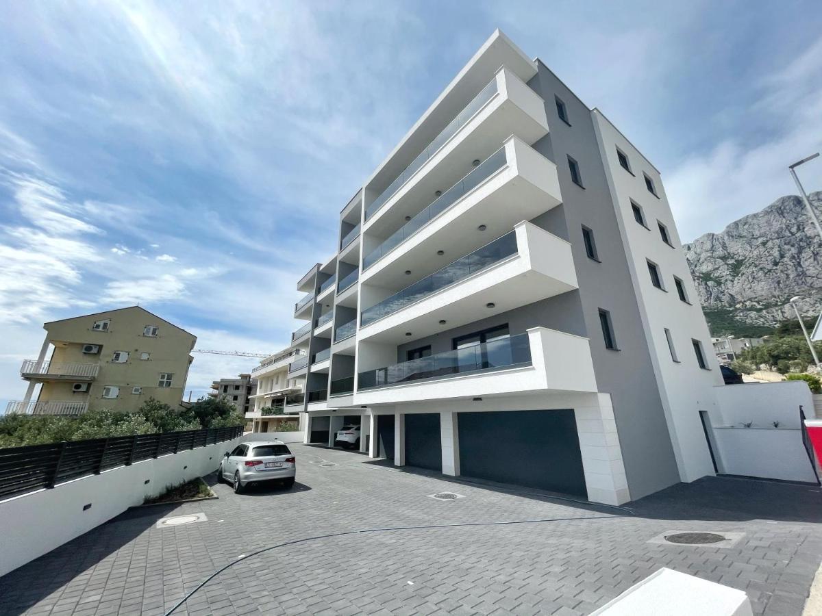Apartment Sky Макарська Екстер'єр фото